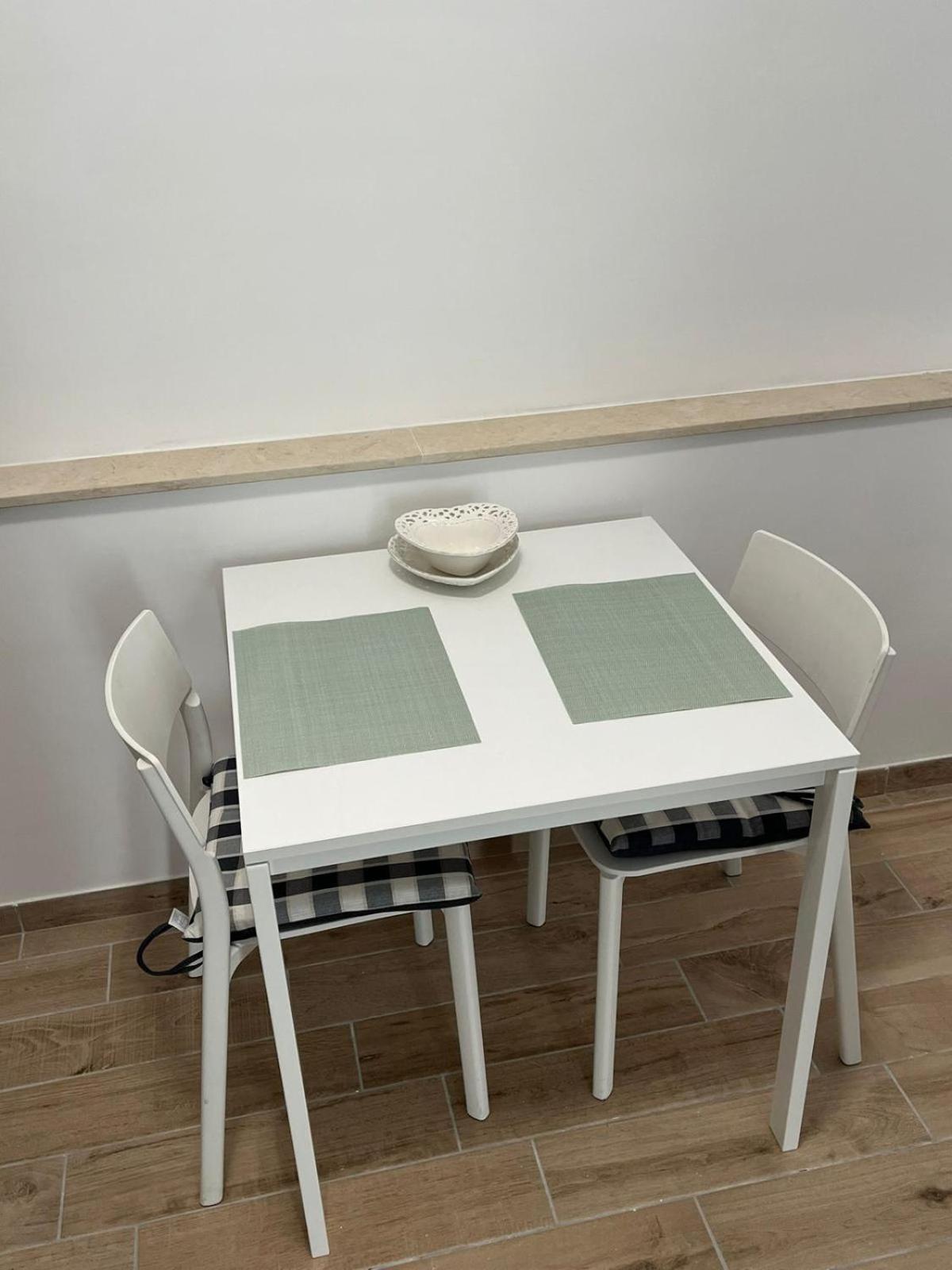 Ugaria Appartement Torre Annunziata Buitenkant foto
